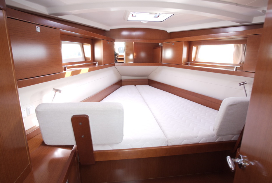 Beneteau Oceanis 41 26